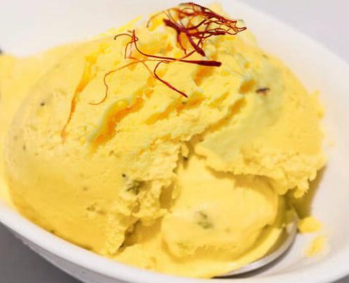 Saffron ice cream